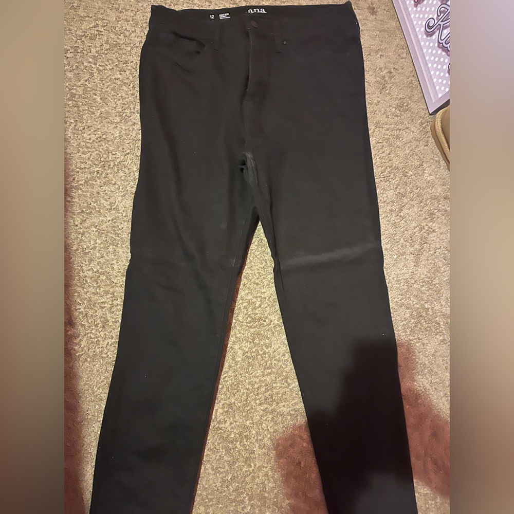 Black Skinny Jeans
